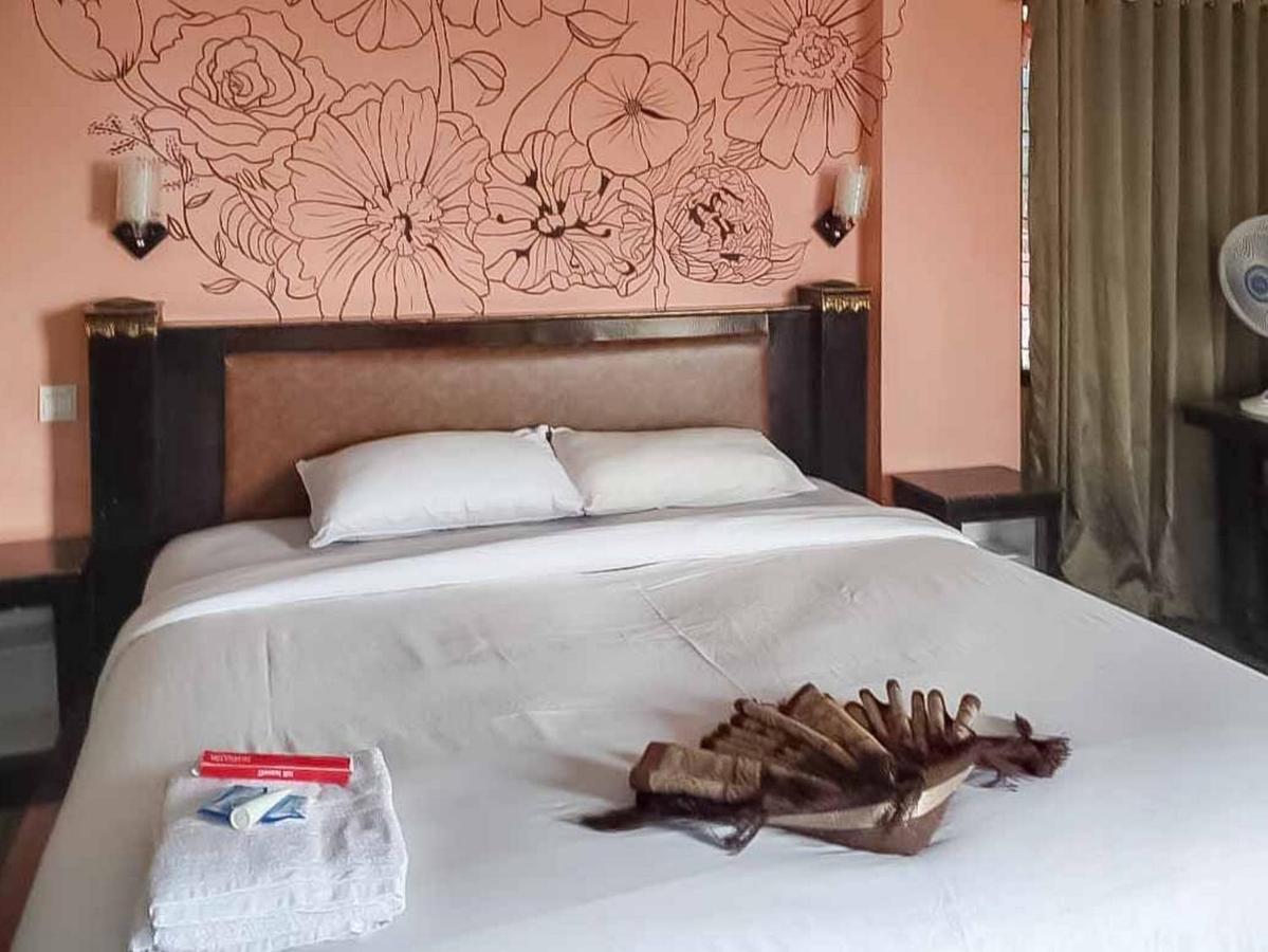 Hotel Ananda Syariah Redpartner 武吉丁宜 外观 照片